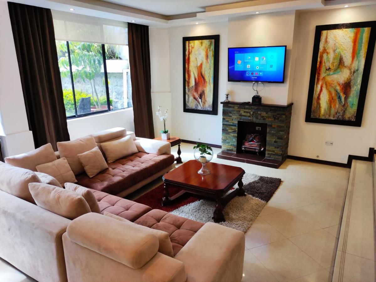 Hospedaje En Quito Norte, Apartamento & Suite Independientes Екстер'єр фото