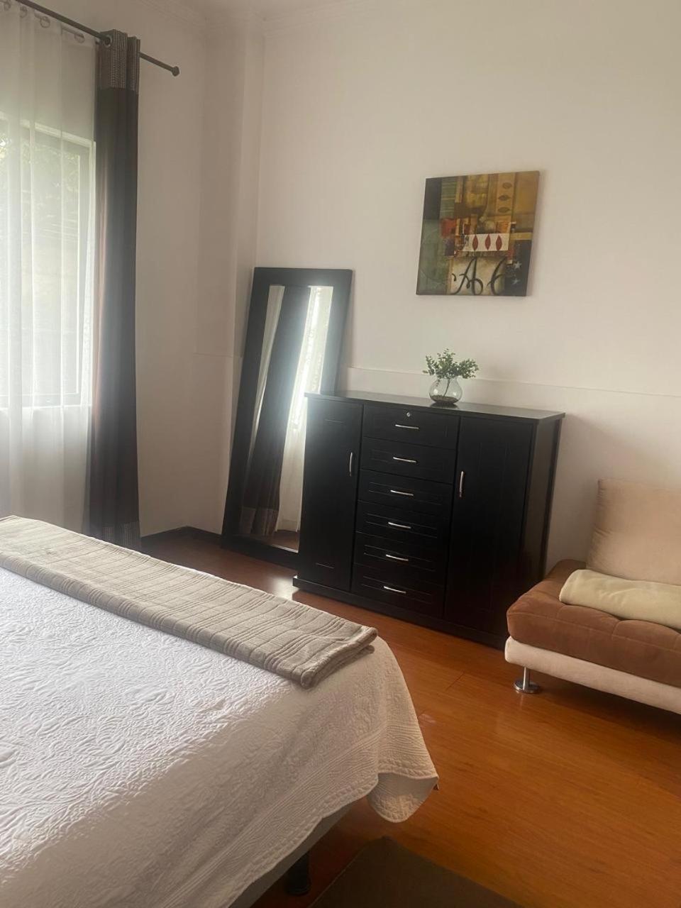 Hospedaje En Quito Norte, Apartamento & Suite Independientes Екстер'єр фото